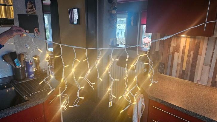 3 Guirlandes  voir descriptif, Maison & Meubles, Maison & Meubles | Autre, Enlèvement ou Envoi