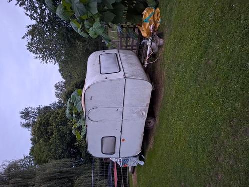Caravan van 750 kg moet worden gerestaureerd, Caravans en Kamperen, Caravans, Particulier, 500 - 750 kg, Overige, Ophalen