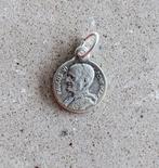 Medaillon van Paulus VI Pont Max, verzilverd. , Verzamelen, Religie, Ophalen of Verzenden, Nieuw, Sieraad, Christendom | Katholiek