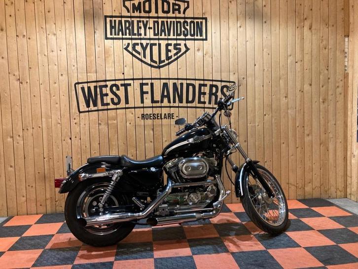 Harley-Davidson 1200 Custom, Motos, Motos | Harley-Davidson, Entreprise, Autre