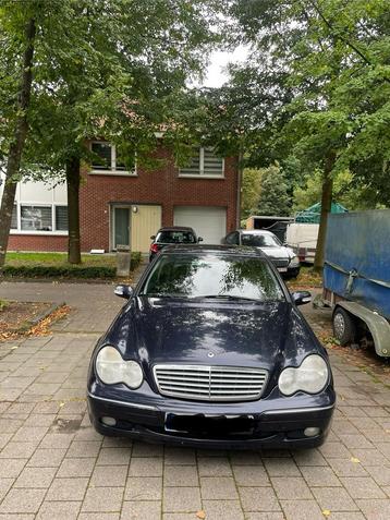 Mercedes C220 CDI Elegance 2002 185.000km schuifdak topstaat beschikbaar voor biedingen