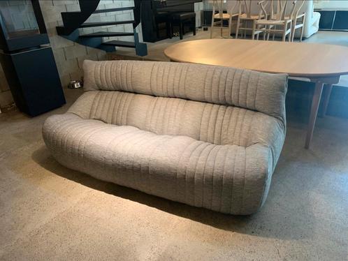 Aralia Ligne Roset designbank, Huis en Inrichting, Zetels | Zetels, Zo goed als nieuw, Driepersoons, 200 tot 250 cm, Ophalen