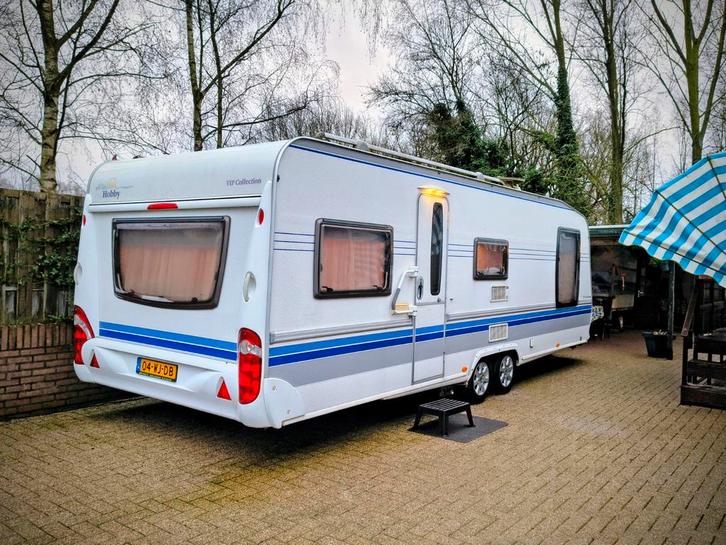 Hobby vip collection 640 mover caravan dubbelasser, Caravanes & Camping, Caravanes, Particulier, Banquette en rond, Hobby, Poêle