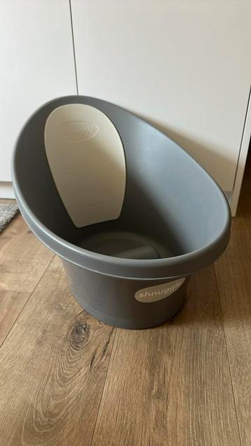Grijs babybad van Shnuggle beschikbaar voor biedingen