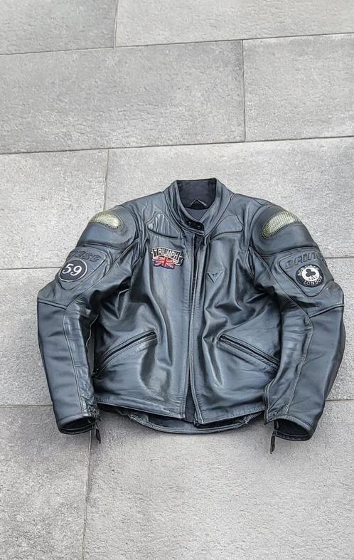 Prachtige dainese motorvest in  goede staat., Motoren, Kleding | Motorkleding, Jas | leer, Heren, Tweedehands, Ophalen