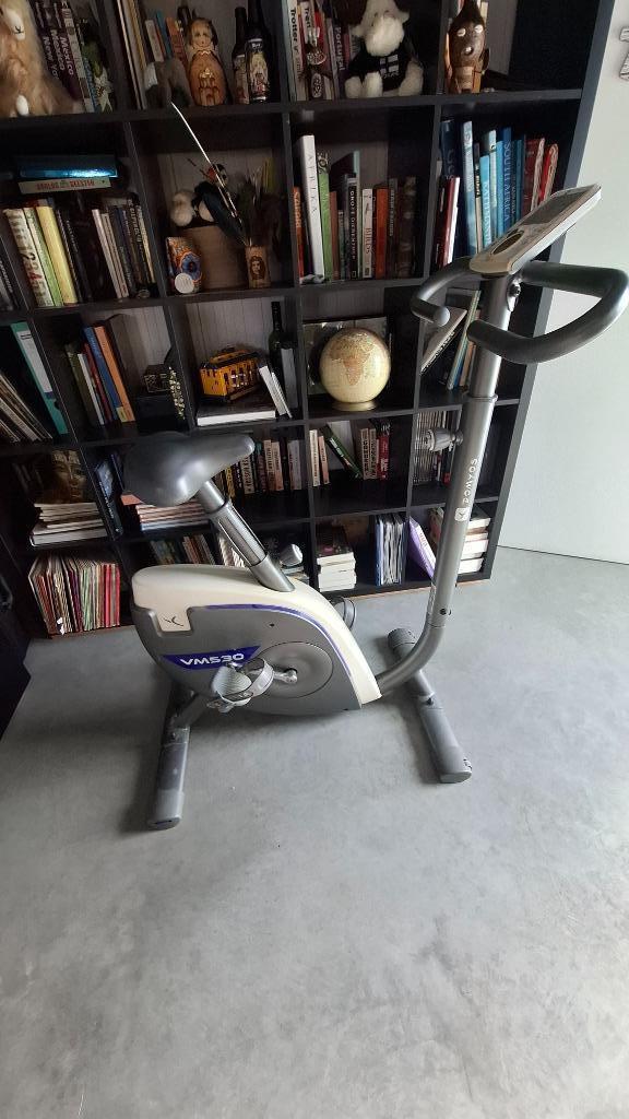 Hometrainer fiets Domyos, Sport en Fitness, Fitnessapparatuur, Gebruikt, Hometrainer, Benen, Buik, Metaal, Ophalen