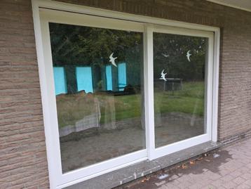 VERSCHILLENDE RAMEN/SCHUIFRAAM/DEUR MERANTI beschikbaar voor biedingen