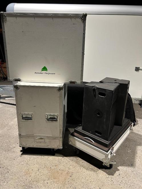 8 x Turbosound Focus TFA-400/DP per 2 in FC, Audio, Tv en Foto, Luidsprekerboxen, Gebruikt, Front, Rear of Stereo speakers, 120 watt of meer