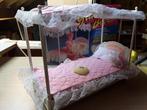 Lit style Barbie, Enfants & Bébés, Jouets | Poupées, Enlèvement, Utilisé, Autres types