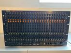 Roland M-480 48 input line mixer, Ophalen, Zo goed als nieuw, 20 kanalen of meer