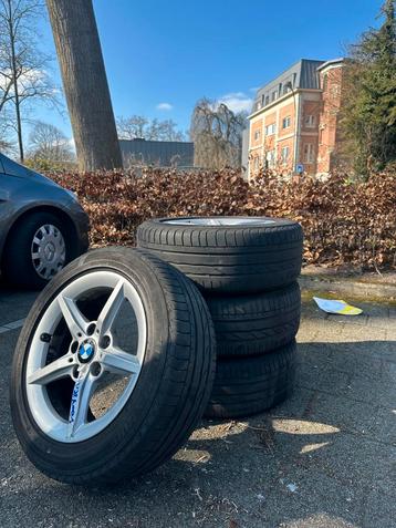 BMW f20 velgen en banden 205/55/16 inch beschikbaar voor biedingen