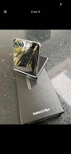 Samsung galaxy zflip6, Telecommunicatie, Mobiele telefoons | Samsung, Ophalen of Verzenden, Zo goed als nieuw