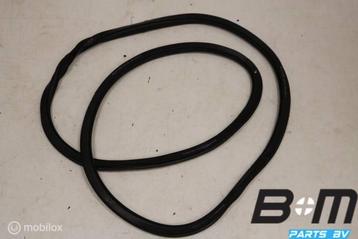 Portierrubber carrosseriezijde LV of RV Audi A4 8W beschikbaar voor biedingen