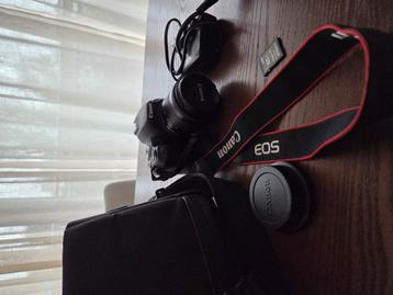 Canon EOS 200D als nieuw te koop + tassen en accessoires beschikbaar voor biedingen