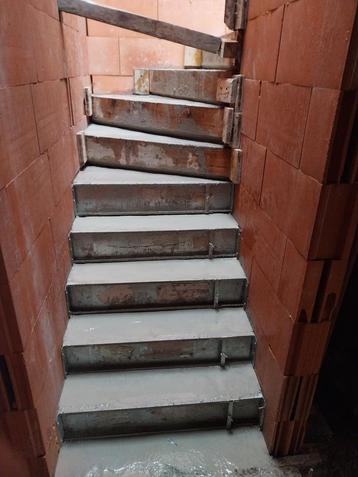 Escaliers en béton coulés sur place