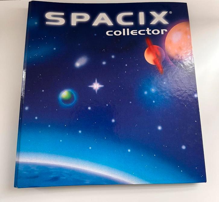 🎴 SPACIX-verzamelwerkboek 1996 — 56 kaarten + 11 kaarten., Verzamelen, Supermarktacties, Overige supermarkten, Ophalen