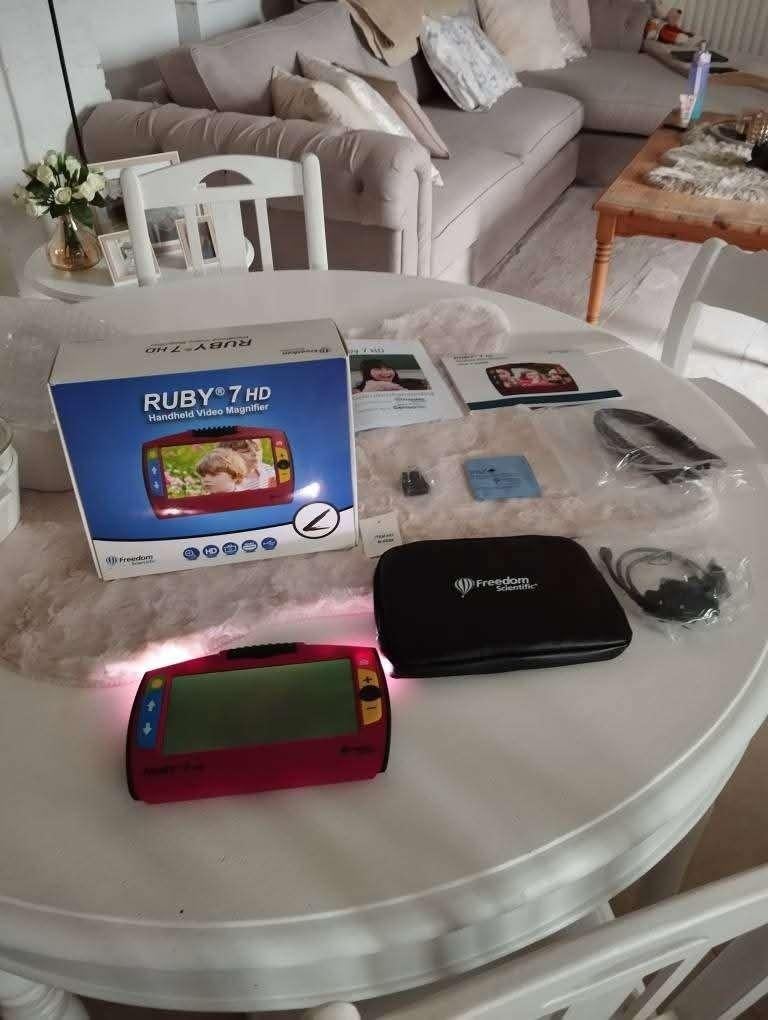 Draagbare beeldschermloep, Hobby en Vrije tijd, Vergrootglazen, Loepen en Loeplampen, Zo goed als nieuw, Vergrootglas of Loep