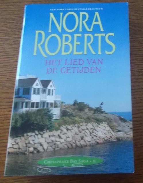 Het lied van de getijden / Nora Roberts, Boeken, Romans, Zo goed als nieuw, Ophalen