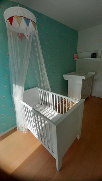 chambre à coucher bébé 