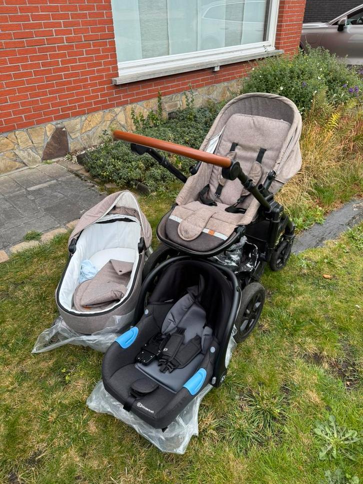 Kinderkraft 3 in 1 kinderwagen, Kinderen en Baby's, Buggy's, Zo goed als nieuw, Maxi-Cosi, Ophalen