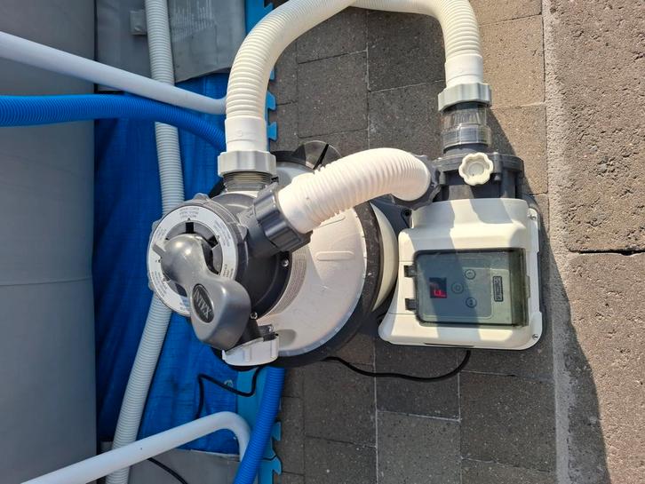 Zwembad intex zandfilterpomp aangekocht in 2023, Tuin en Terras, Zwembad-toebehoren, Zo goed als nieuw, Ophalen