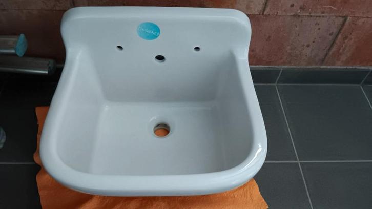 Uitgietbak Vitra 430 x 370mm, Doe-het-zelf en Bouw, Sanitair, Zo goed als nieuw, Overige typen, Chroom, Ophalen