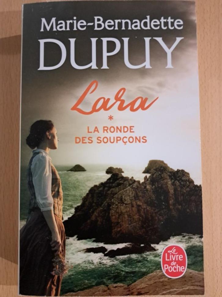 Dupuy Marie-Bernadette, Lara, 3pcs, Livres, Romans, Comme neuf, Europe autre, Enlèvement