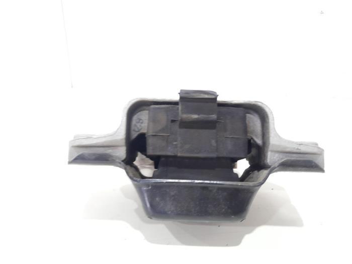 Support boîte de vitesse d'un Audi A3, Autos : Pièces & Accessoires, Suspension & Châssis, Audi, Utilisé, 3 mois de garantie, Enlèvement ou Envoi