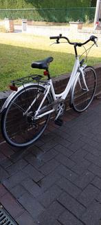 witte damesfiets, Ophalen of Verzenden, Zo goed als nieuw
