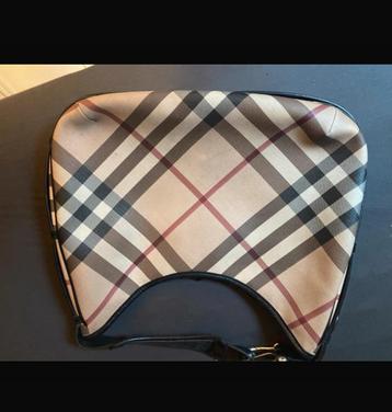 Burberry lederen tas  beschikbaar voor biedingen