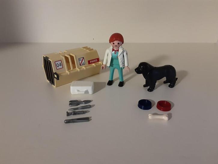 PLaymobil dierenarts met hond en transportbox - compleet, Kinderen en Baby's, Speelgoed | Playmobil, Zo goed als nieuw, Complete set