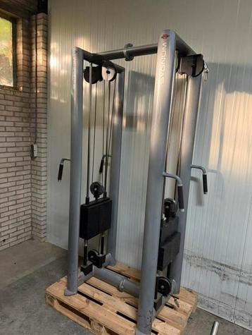 Gym 80 dubbele pulley / kabeltower / pulldown beschikbaar voor biedingen