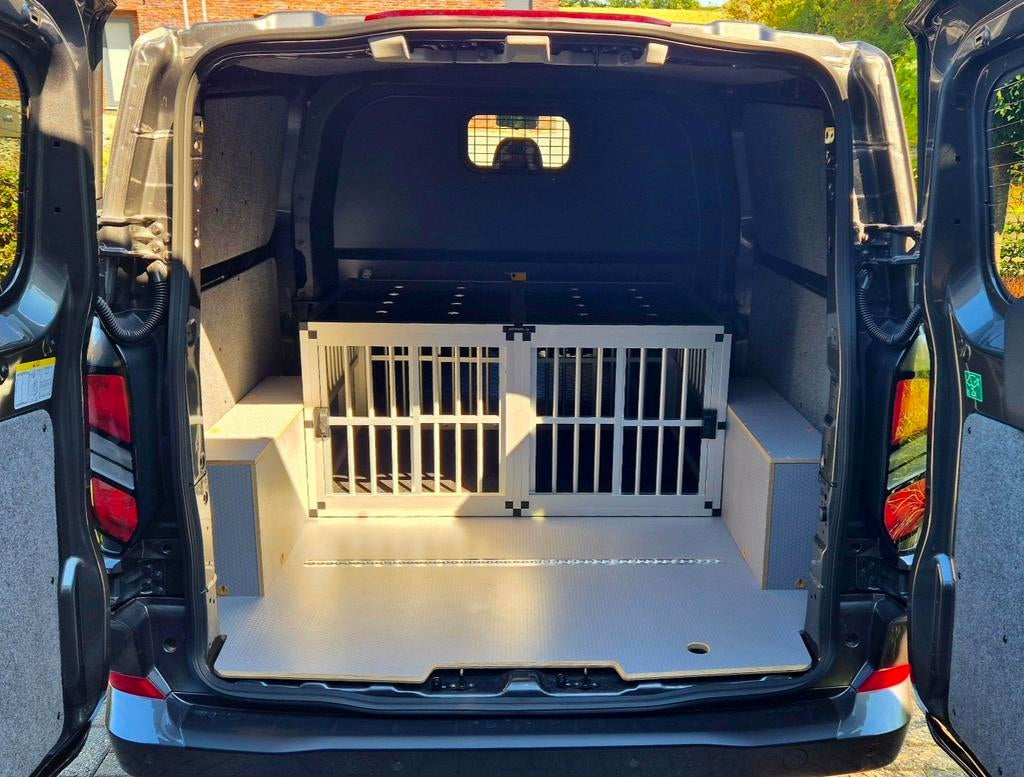 Nieuwe dubbele hondenbench met 4 schuifdeurtjes, Animaux & Accessoires, Caisses pour chiens, Enlèvement