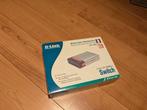 D-link DES-1005D network switch (enkel cash en afhalen), Computers en Software, Geheugenkaartlezers, Ophalen