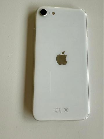 Iphone SE 64GB wit met hoesjes en lader in doosje beschikbaar voor biedingen