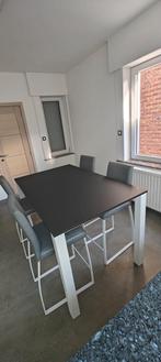Hoge Eettafel met stoelen, Huis en Inrichting, Ophalen, Zo goed als nieuw