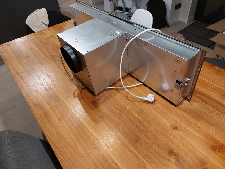 Dampkap AEG, Elektronische apparatuur, Afzuigkappen, Nieuw, Inbouw, Vlakschermkap, 600 tot 800 m³ per uur, Recirculatie, Ophalen