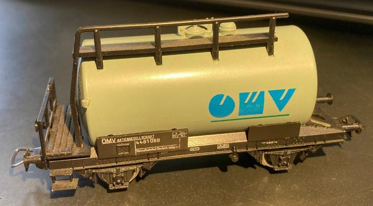2044. „OMV” H0-tankwagen (Piko?)., Hobby en Vrije tijd, Modeltreinen | H0, Gebruikt, Wagon, Piko, Ophalen