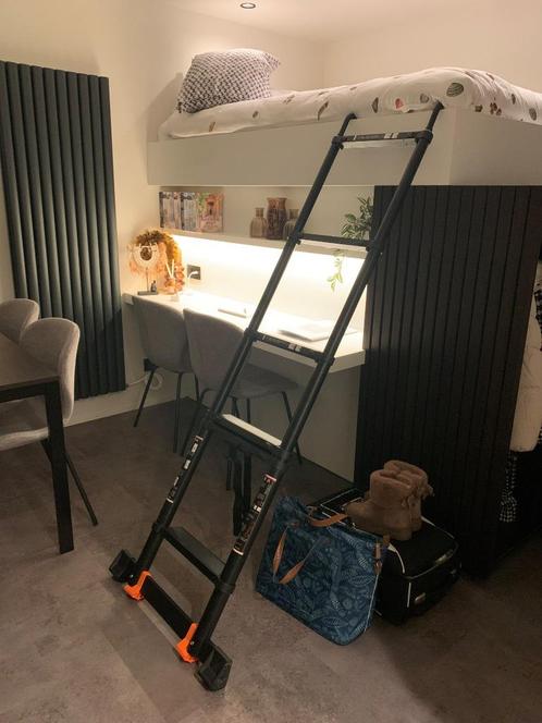 Telescopische ladder, Hobby en Vrije tijd, Overige Hobby en Vrije tijd, Zo goed als nieuw, Ophalen