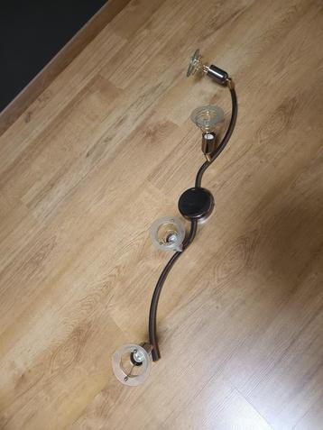 Plafondlamp met 4 lampen in goede staat  beschikbaar voor biedingen