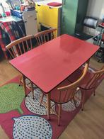 Vintage 50's/60's table à manger avec 4 chaises., Quatre personnes, 150 à 200 cm, Mid century modern, Comme neuf