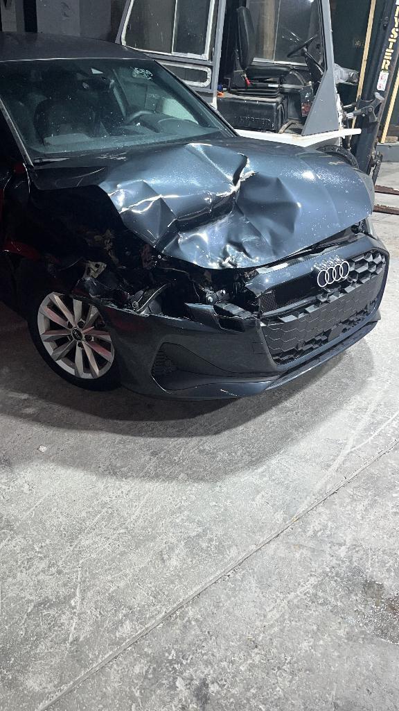 Audi a3 vanaf bouwjaar 2021 in onderdelen te koop, Auto-onderdelen, Carrosserie, Motorkap, Audi, Gebruikt, Ophalen