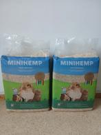 2 Gesloten zakken hennep strooisel. ( nieuwe )., Dieren en Toebehoren