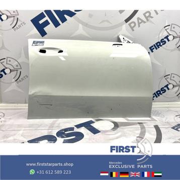 W118 C118 X118 CLA DEUR PORTIER WIT KAAL RECHTSVOOR A1187220 beschikbaar voor biedingen