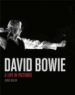 David Bowie  Une vie en images, Enlèvement ou Envoi, Neuf, Photographie général