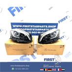 W176 A Klasse FACELIFT LED High Performance koplamp links re, Auto-onderdelen, Ophalen of Verzenden, Gebruikt, Mercedes-Benz