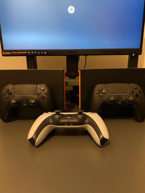 2x SCUF Reflex Pro controllers + 1x DualSense controller, Games en Spelcomputers, Spelcomputers | Sony Consoles | Accessoires