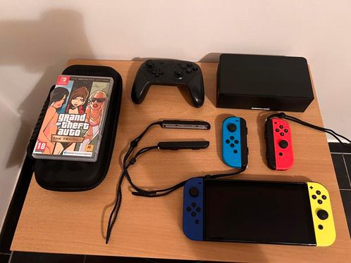 Nintendo Switch OLED Full Box + all accesories, Games en Spelcomputers, Spelcomputers | Nintendo Switch, Zo goed als nieuw, Switch OLED