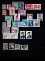 Collectie postzegels + 4000 stuks wereldwijd in  albums, Postzegels en Munten, Ophalen of Verzenden