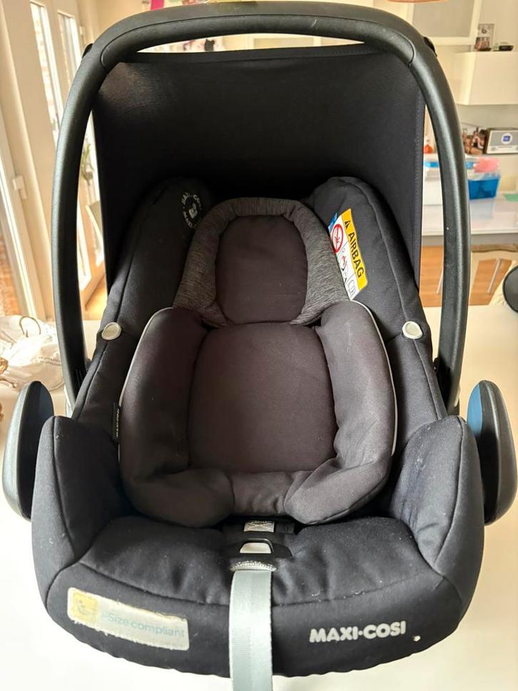Autostoel Maxi-Cosi + Maxi-Cosi FamilyFix, Kinderen en Baby's, Autostoeltjes, Gebruikt, Maxi-Cosi, Isofix, Ophalen